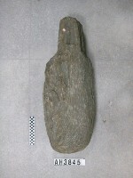 藏品(有肩單石)的圖片